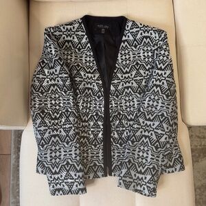 BLACK LABEL BY EVAN PICONE GUC Geometric Open Blazer in Black White Size 10